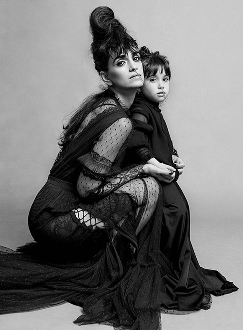 לירז צ'רכי והבת ג'ון | צילום: הילה שאייר