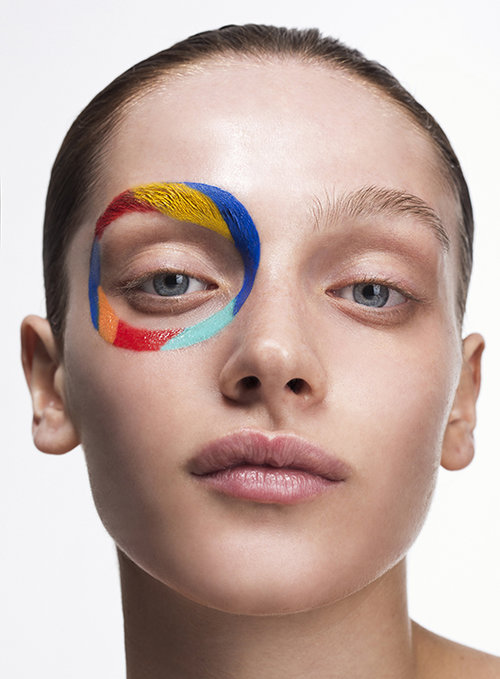 עיצוב גבות: מושיק טקו | צילום: מיכאל טופיול