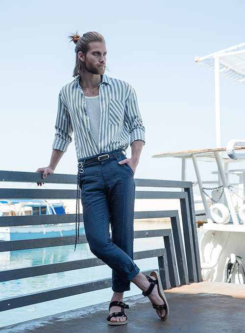 צילום: גיא נחום לוי | סטיילינג: שי לי נסים | איפור: הדס בן סימון | דוגמן: נועם סובוביץ' ליולי מודלס