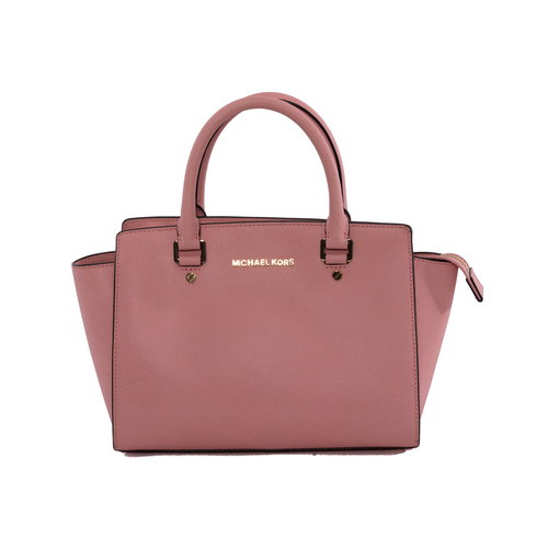 מייקל קורס ב-MINE, מחיר 499 ש"ח | צילום: עמית שסטוביץ