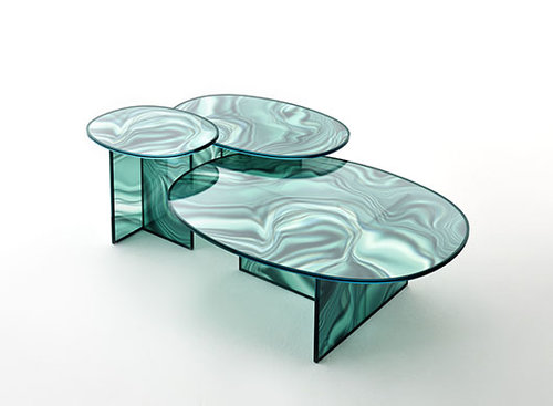 Liquefy – שולחן הזכוכית של פטרישיה אורקיולה לחברת Glass Italia | צילום: יח"צ Liquefy – שולחן הזכוכית של פטרישיה אורקיולה לחברת Glass Italia | צילום: יח"צ