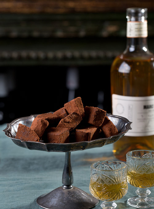 טראפלס ברנדי וקפה | צילום: בועז לביא | סטיילינג: תמי סגל