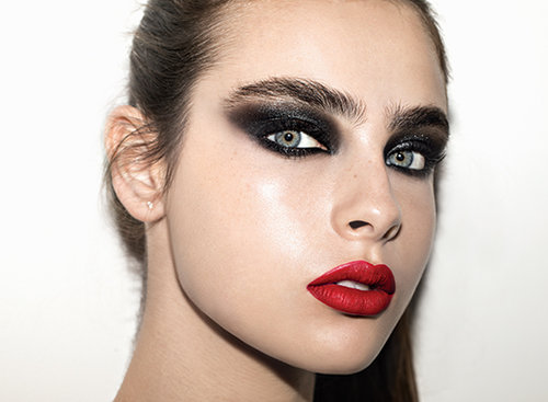 עיניים מעושנות למראה הרוקיסטי | איפור ועיצוב שיער: מיקי בוגנים | צילום: שי יחזקאל