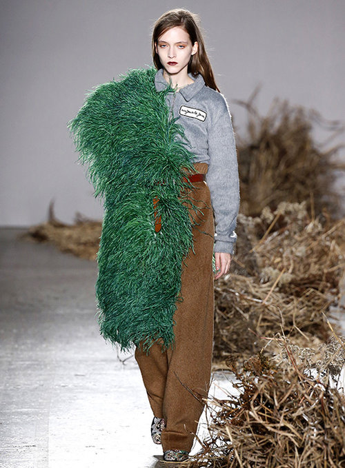 תצוגת Au Jour Le Jour סתיו־חורף 2017־2018 | צילום: GettyImages