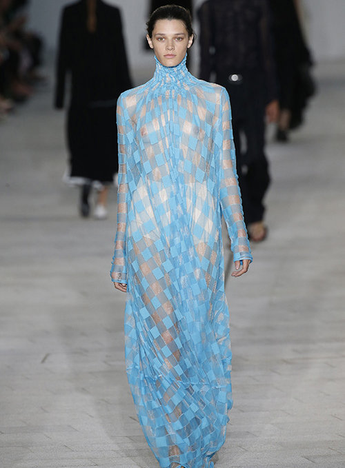 ז'יל סנדר חושני ושקוף | צילום: GettyImages 