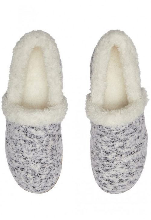 TOMS בסטורי, מחיר 279 ש"ח