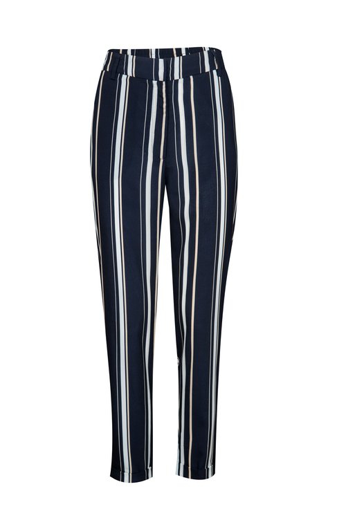 מכנסיים רנואר, 79.90 ש"ח במקום 189.90 | צילום: אלעד חיזקי