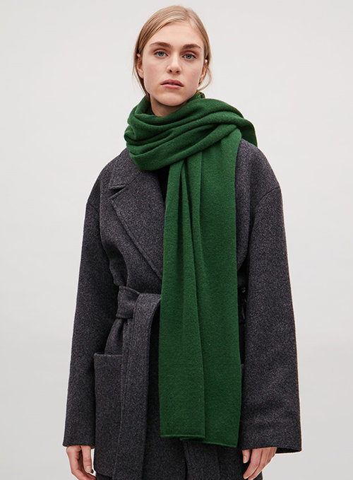 COS מחיר 195 ש"ח 