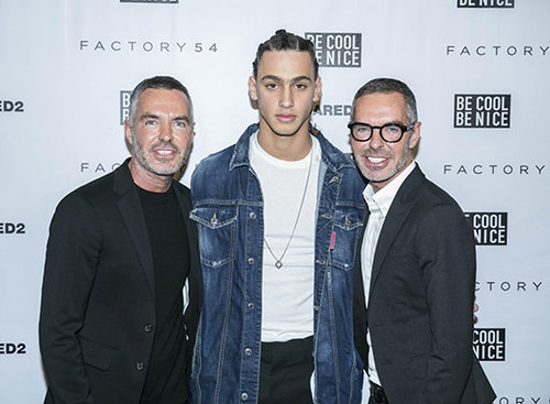 ברק שמיר מסתחבק עם דין ודן | צילום: אלירן אביטל