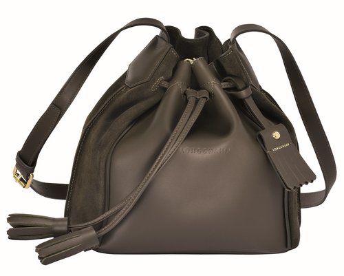 תיק עור Longchamp, מחיר 2,355 ש"ח אחרי הנחה