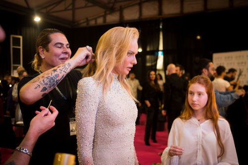 מיקי בוגנים וגלית גוטמן מאחורי הקלעים בערב הגאלה בשבוע האופנה 2018 | צילום: OaRt Films