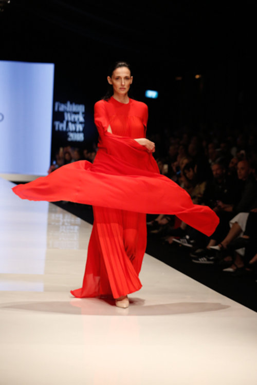 התצוגה של אביתר מייאור בשבוע האופנה תל אביב 2018 | צילום: אדריאן סבל 