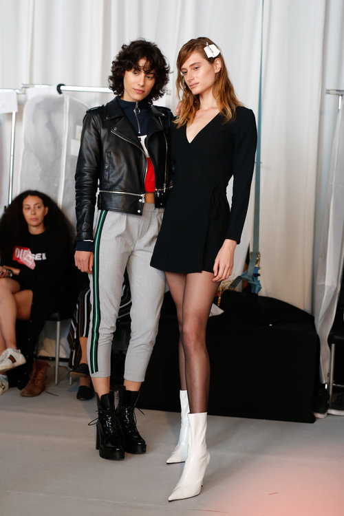 נועם פרוס וארבל קינן בבאקסטייג' של אלון ליבנה | צילום: אדריאן סבל