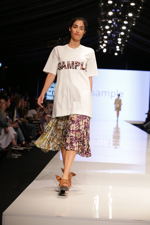 התצוגה של סמפל בשבוע האופנה תל אביב 2018 | צילום: אבי ולדמן