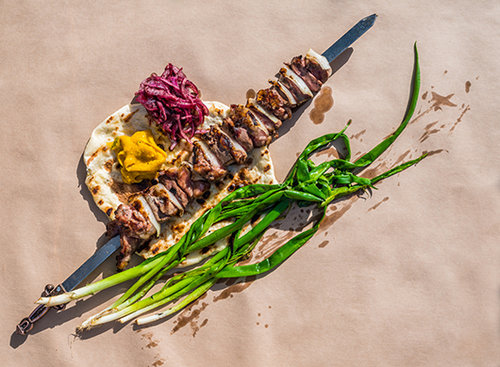 שיפוד עות'מאני | צילום: אנטולי מיכאלו, סטיילינג: דינה אוסטרובסקי וירדן יעקובי