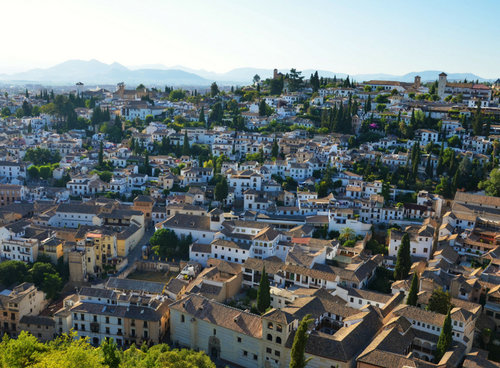 טיפ: השאירו את העקבים במלון | צילום: Shutterstock