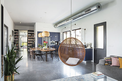 ערסל באמצע הסלון הוא ללא ספק החלום שלנו | צילום: אביעד בר נס