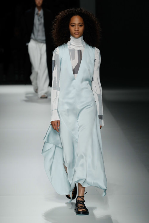 התצוגה של בוס בשבוע האופנה בניו יורק | צילום: Gettyimages