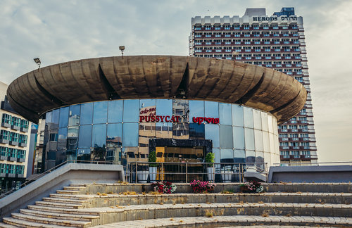 העובדה שנד&quot;לניסטים הצליחו במקום שבו ארגוני הנשים נכשלו, היא יריקה בפרצוף של כולנו, הפוסיקט נסגר | צילום: shutterstock