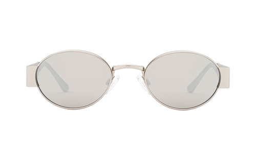 הקולקציה של קים קרדשיאן ווסט לקרולינה למקה ברלין, מחיר 349.9 ש&quot;ח | צילום: צילום: KronusS