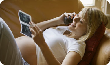 נשים פונדקאיות מתנתקות רגשית מהעובר. אילוסטרציה: Gettyimages/Imagebank