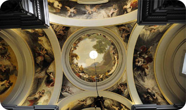 ככל ששם הצייר שפיאר את קירות הכנסייה היה ידוע יותר, כן גדלו סיכויי הכנסייה למשוך אליה קהל מאמינים. צילום: נפתלי הילגר