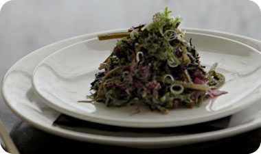 במדינות כמו יפן וסין האצות הן חלק מתפריט היומי. אילוסטרציה: Photos To Go