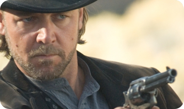 תדמיתו היא פושע מסוכן ואכזרי, אך ישנה תחושה שהרוע שבו אינו מושלם