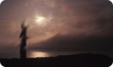 החיבור עם ישויות אנרגטיות יכול לתרום לנו רבות. המדריכים הרוחניים שלנו יכולים לתת לנו מידע, להזהיר אותנו ואפילו לעזור לנו לפתור בעיות