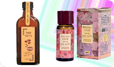 מימין לשמאל: שמן הגוף של Perfect Harmony, שמן מרוקאי