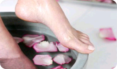 יש לבצע טיפול פדיקור רפואי כמה שבועות לפני החתונה. אילוסטרציה: gettyimages