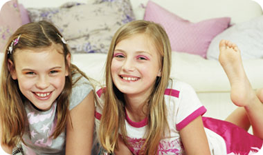 הכינמת נפוצה יותר אצל בנות עקב מנהגן לשחק יותר 