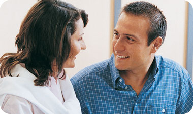 כדאי שתדברי עם בן זוגך על הציפיות שלכם מהלידה. אילוסטרציה: GettyImages/ImageBank