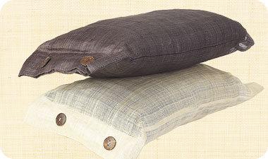 בעבר, רוב הבדים היו עשויים מפשתן [אילוסטרציה: ASAP Photos]