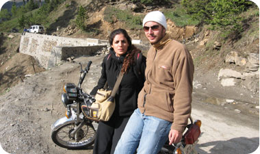 קארין ורונן בהודו. רק רציתי לעשות שופינג