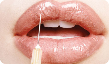 כמה פעמים צפינו בטלוויזיה או במסך הקולנוע והשתאינו למראה חיוכו המושלם של שחקן זה או אחר