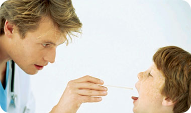 הגדלת השקד השלישי נגרמת מחשיפה חוזרת למזהמים של דרכי הנשימה העליונות. אילוסטרציה: gettyimages